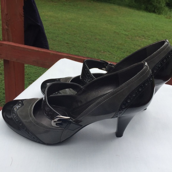 Tahari Margot Mary Jane 2-tone Patent Leather Sz 8 Black and Gray EUC - Picture 5 of 8